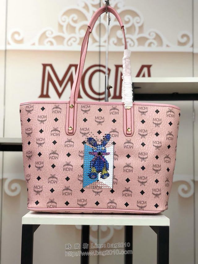 MCM女包 原單 6268打釘兔子 Stripe鉚釘子母購物袋 搭配小包 MCM女手提袋 MCM肩背包  mdmc1400